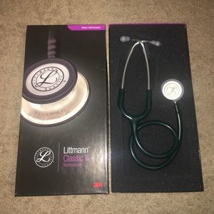 Classic III Littmann stethoscope